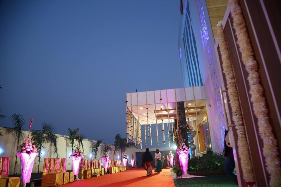 Wingston A Treehouse Hotel Goverdhan Radha Kund Exterior foto