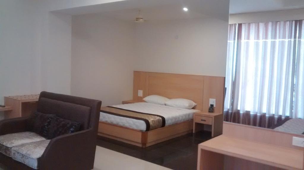 Wingston A Treehouse Hotel Goverdhan Radha Kund Exterior foto